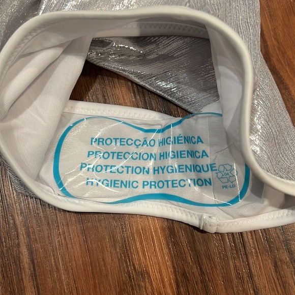 Balmain Silver One Piece With Logo - Picture 9 of 16